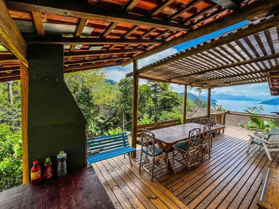 Chale Varandas Vistamar Com Ar Condicionado E Churrasqueira Ubatuba