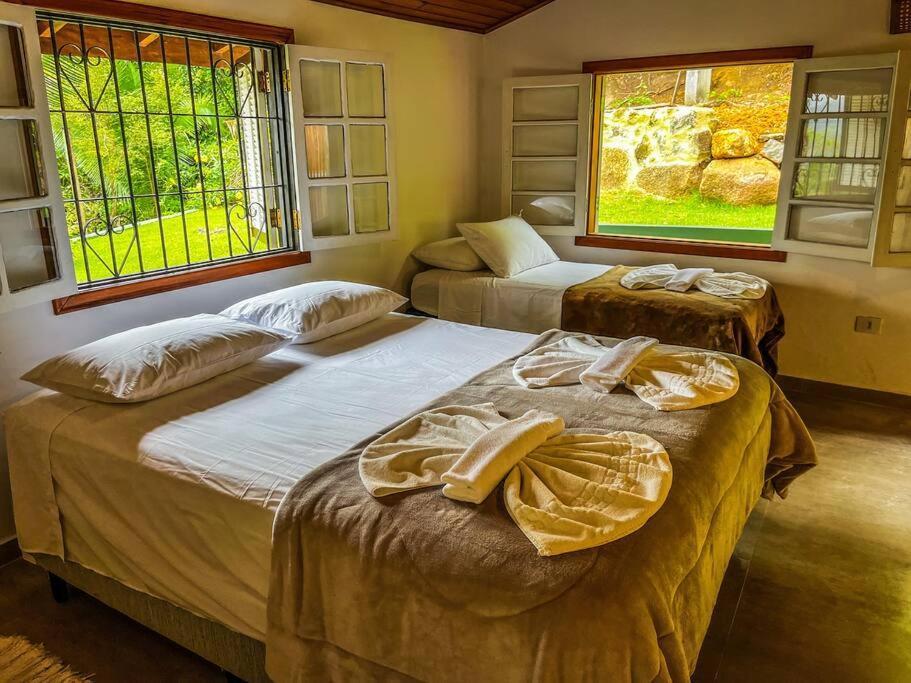 Casa de férias Chale Varandas Vistamar Com Ar Condicionado E Churrasqueira Ubatuba
