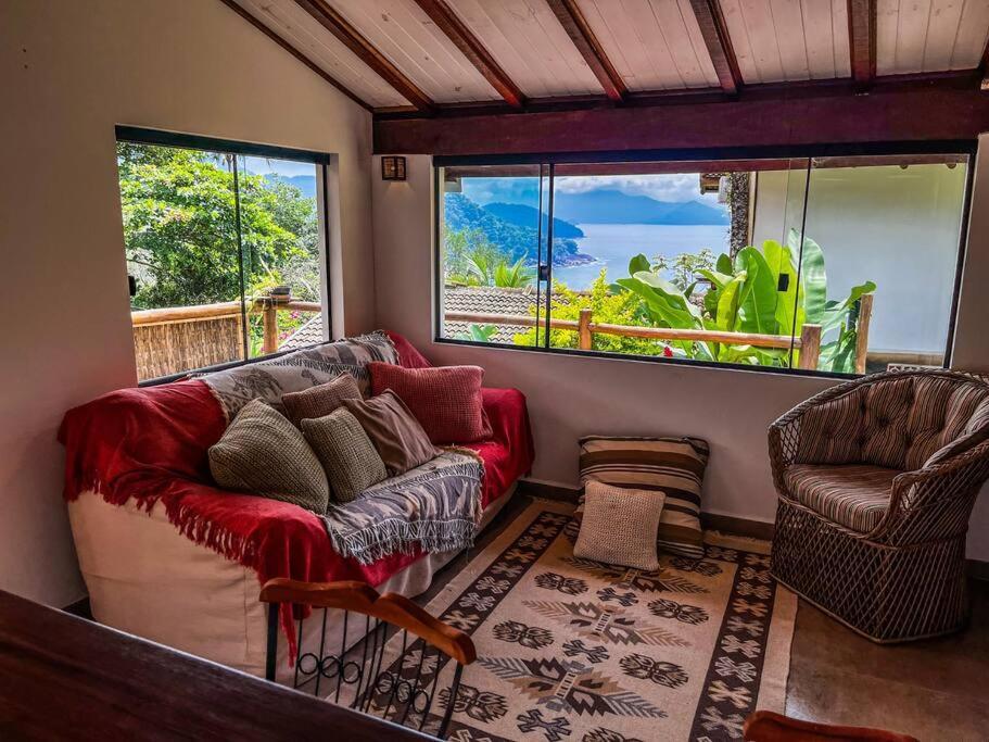 Casa de férias Chale Varandas Vistamar Com Ar Condicionado E Churrasqueira Ubatuba